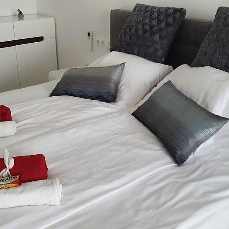 Kekvitorla Apartman 凯斯特海伊 外观 照片