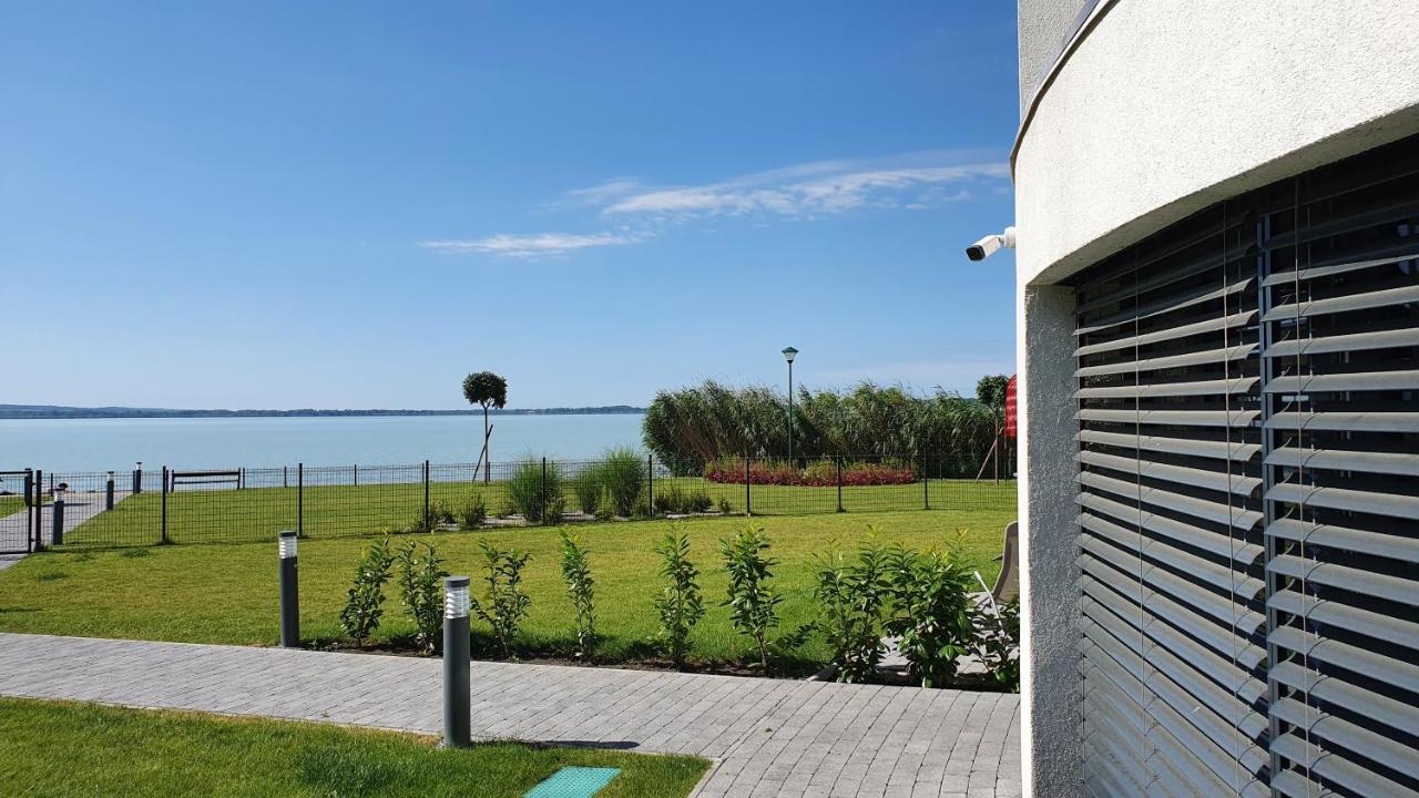 Kekvitorla Apartman 凯斯特海伊 外观 照片